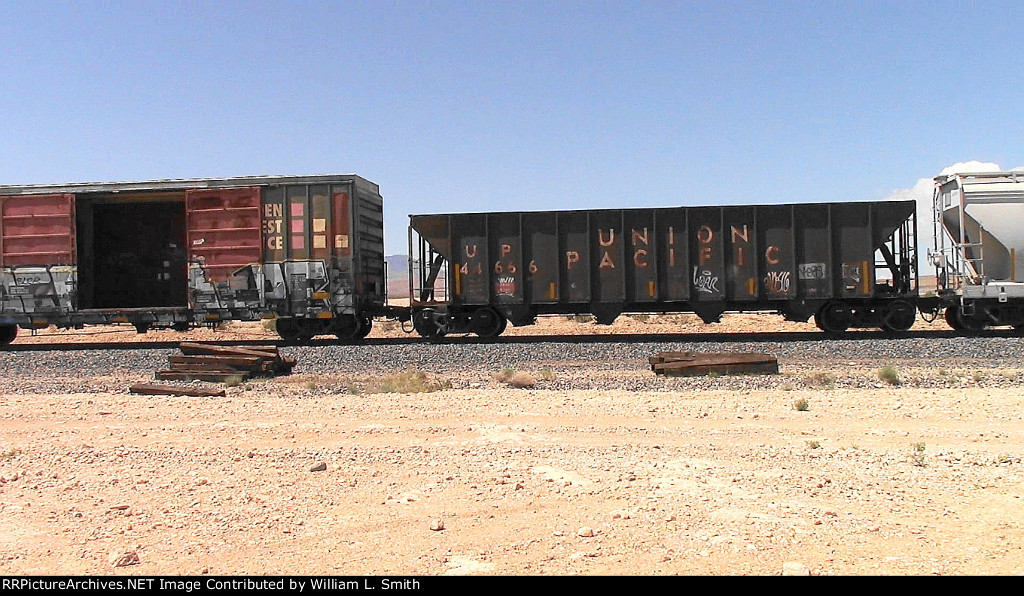 EB Manifest Frt at Erie NV  W-Pshrs -46